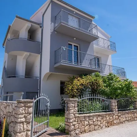 Emmarina Apartamento *